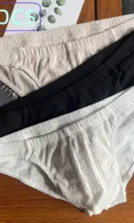 Three-Pack of Men's Low-Rise Cotton Breathable and Comfortable Briefs, High-End Simple Solid Color Skin-Friendly Underwear for Young Men
