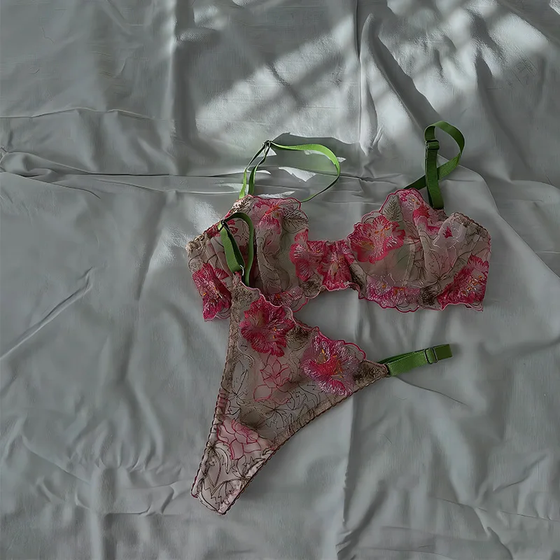 Clashing Sexy Flower Embroidery Lingerie Women's Underwear Set Ladies Push up Bra with Underpants Suit for female