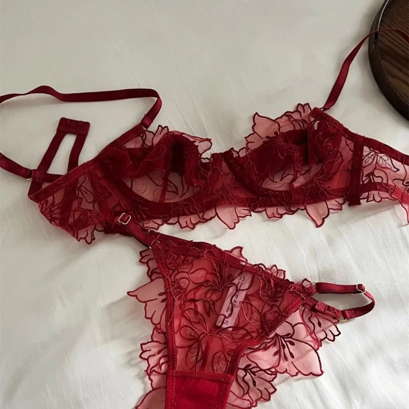 Sexy Lace Lightweight Bra Set Soft Underwire for Lift and Support Prevents Sagging Exquisite Embroidered Lingerie Two-Piece Set - Image 2